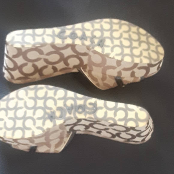 Coach: Brown and tan classic slide wedges - Picture 5 of 5